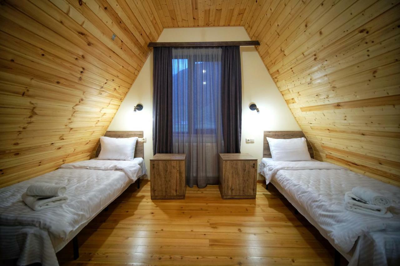 Hotel Twins Achkhoti Степанцмінда Екстер'єр фото